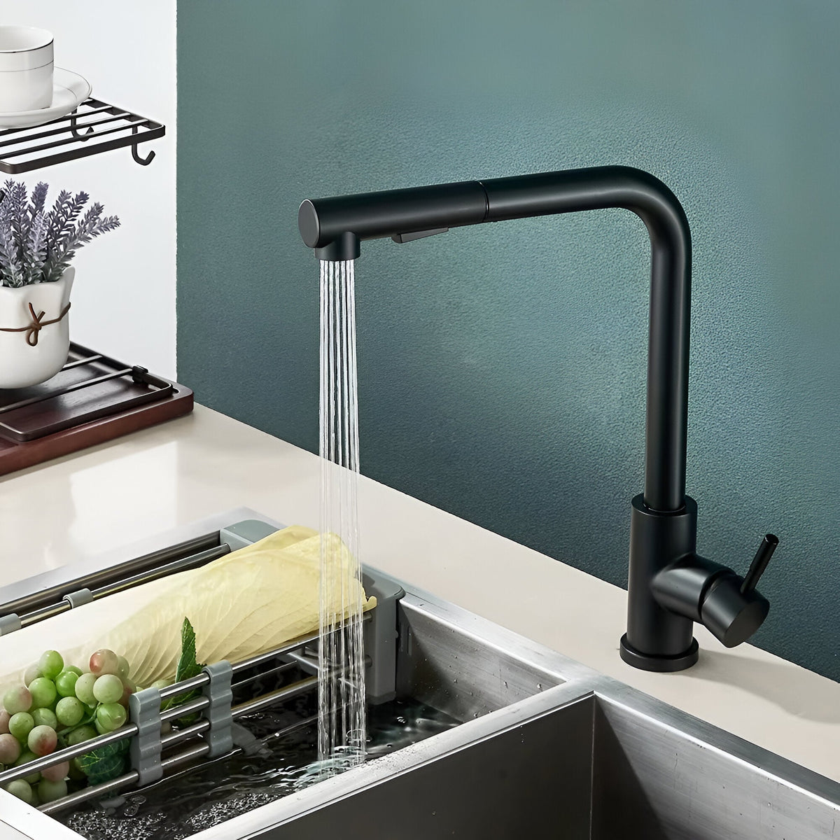 Arona Kitchen Sink Faucet Solid Brass with Pull-Out Sprayer