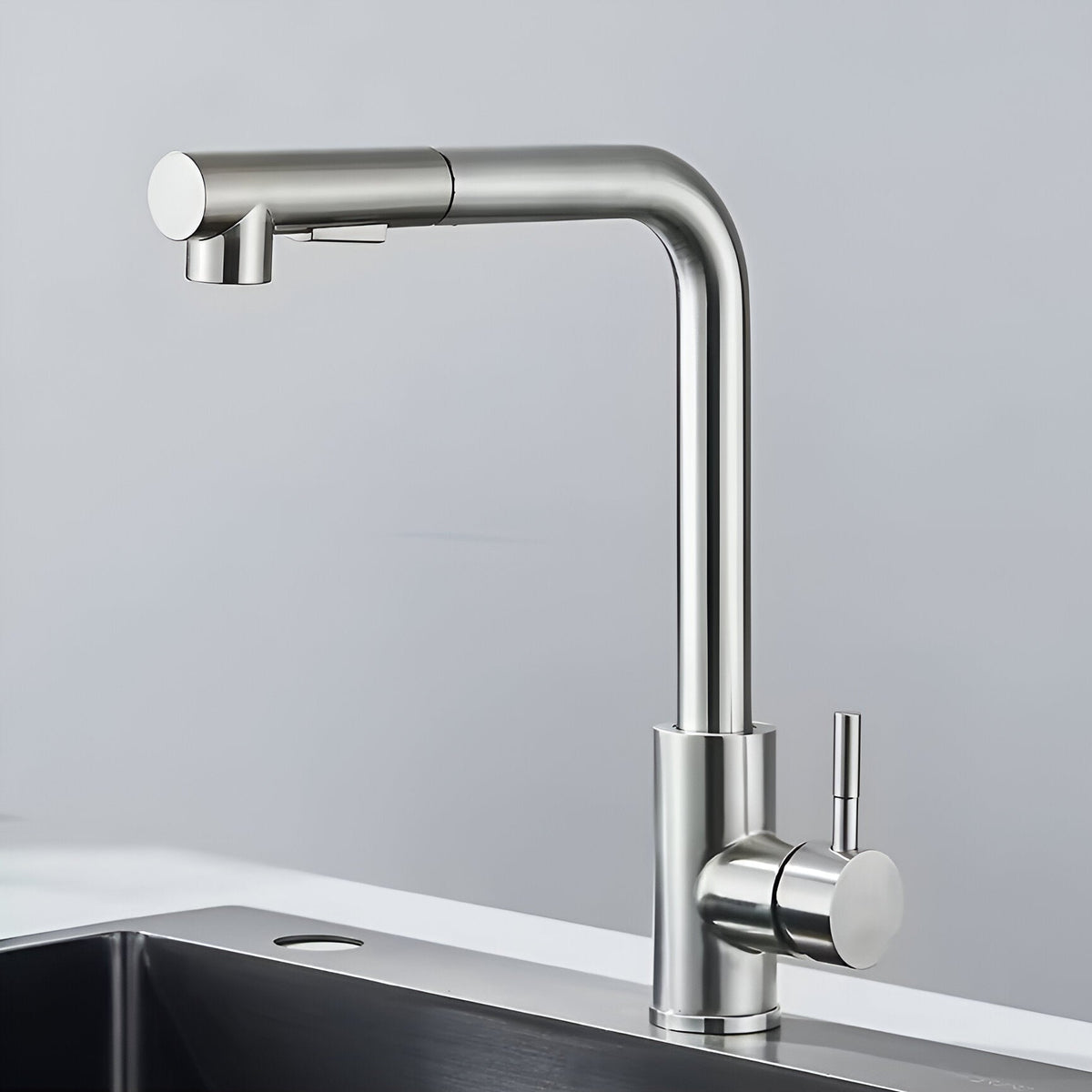 Arona Kitchen Sink Faucet Solid Brass with Pull-Out Sprayer