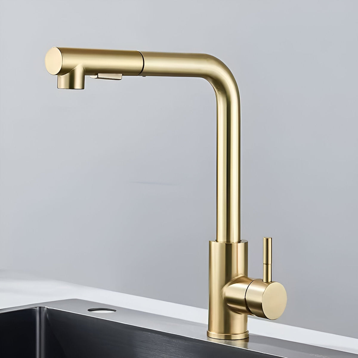 Arona Kitchen Sink Faucet Solid Brass with Pull-Out Sprayer