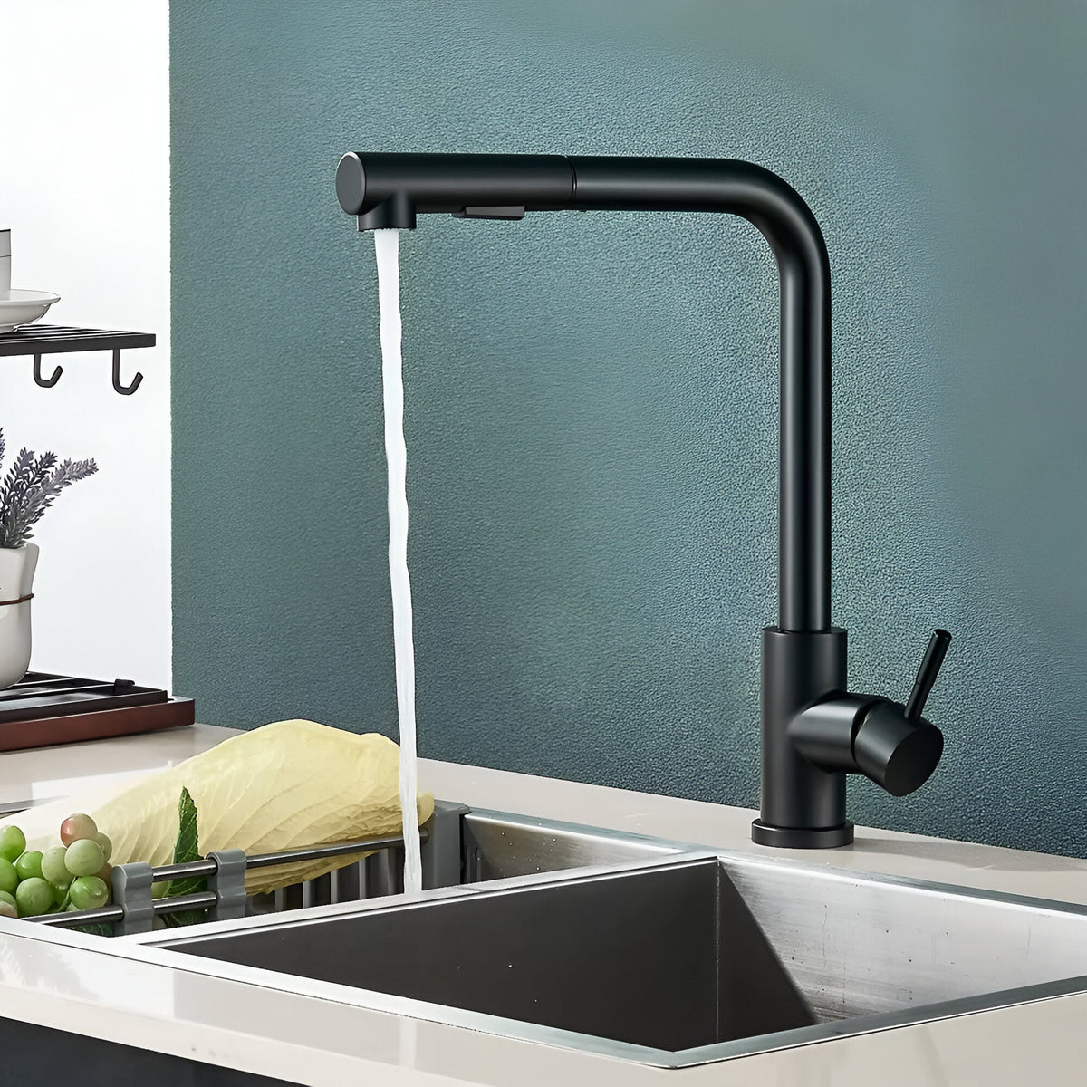 Arona Kitchen Sink Faucet Solid Brass with Pull-Out Sprayer