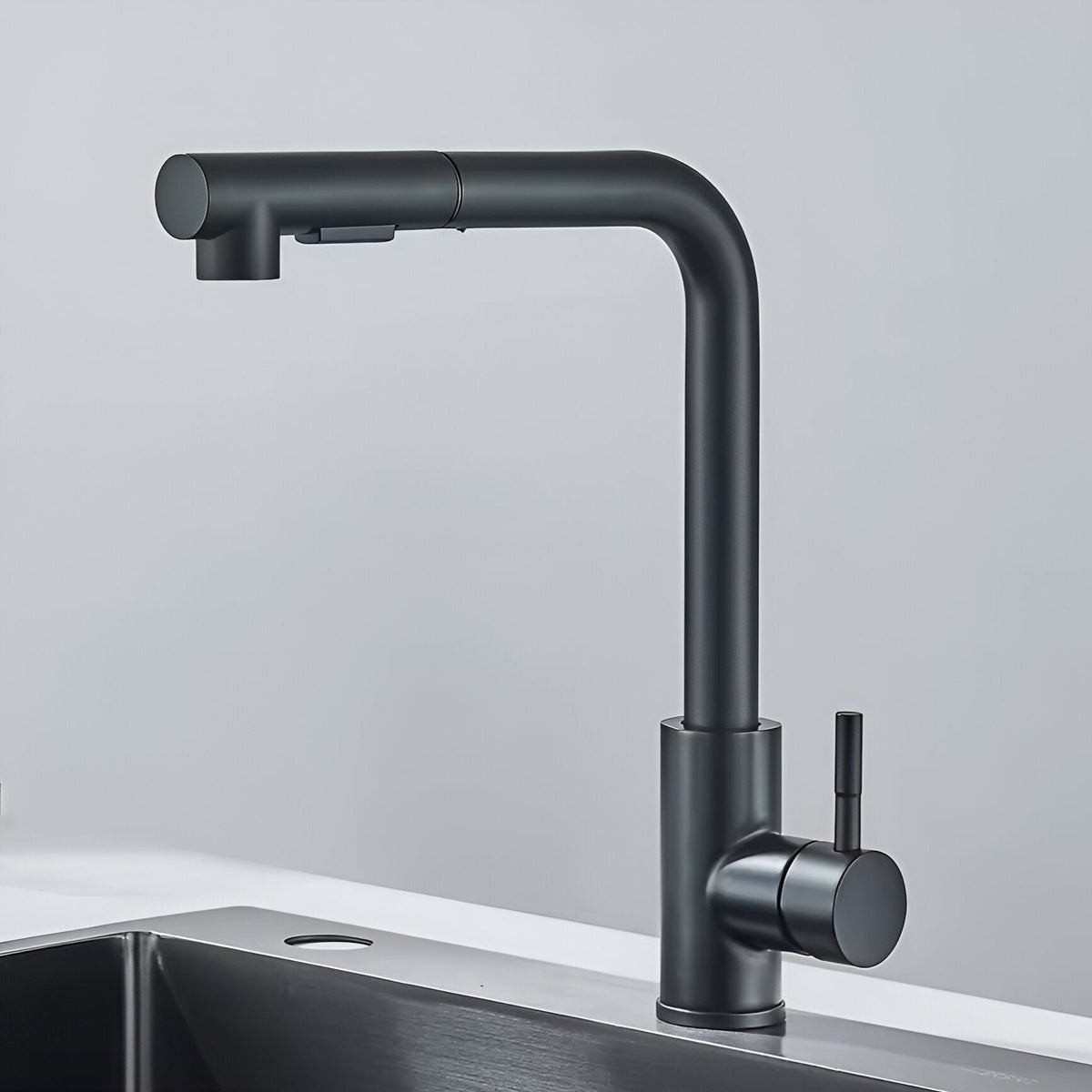 Arona Kitchen Sink Faucet Solid Brass with Pull-Out Sprayer